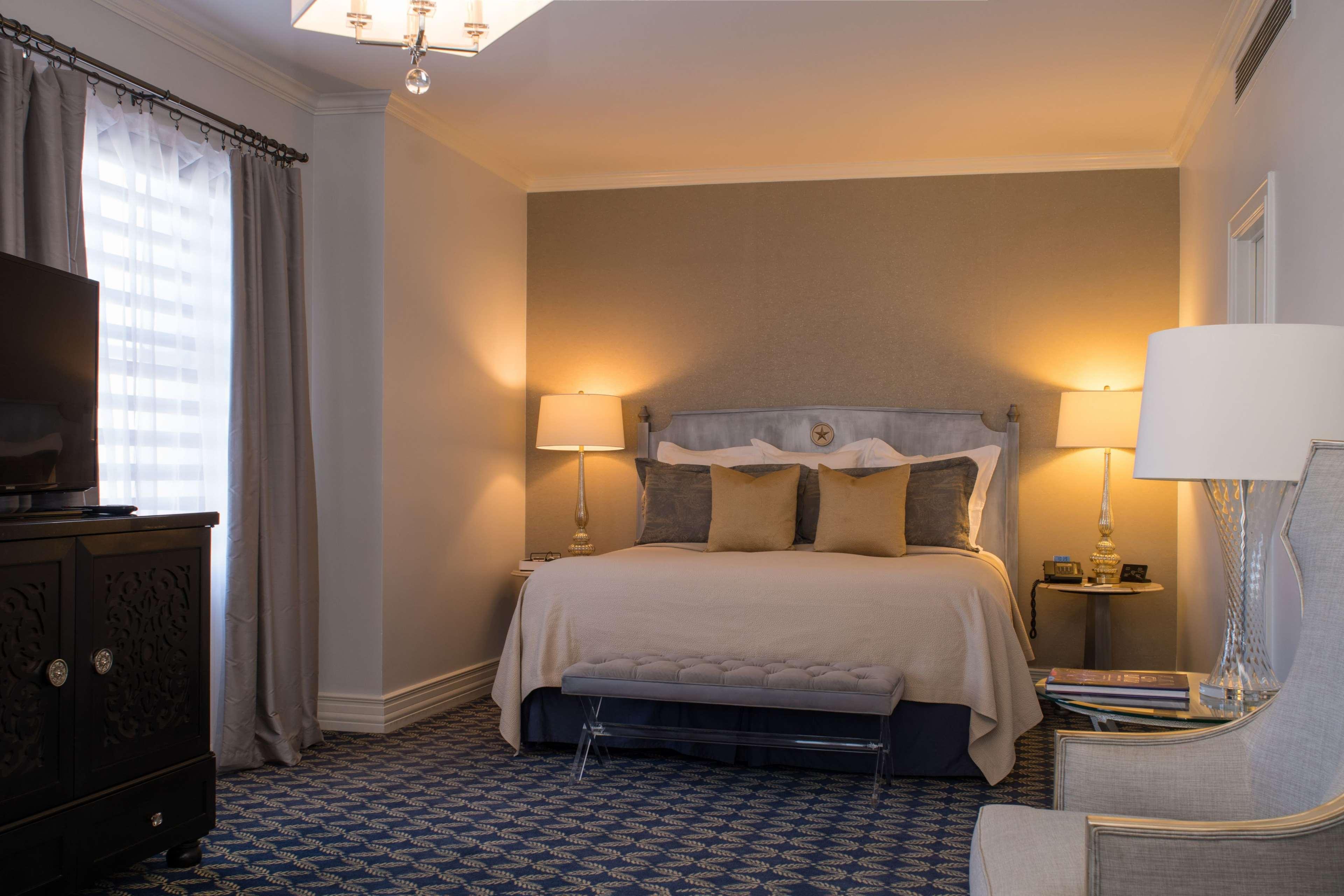 The Royal Sonesta Stephen F Austin Hotel Exterior photo