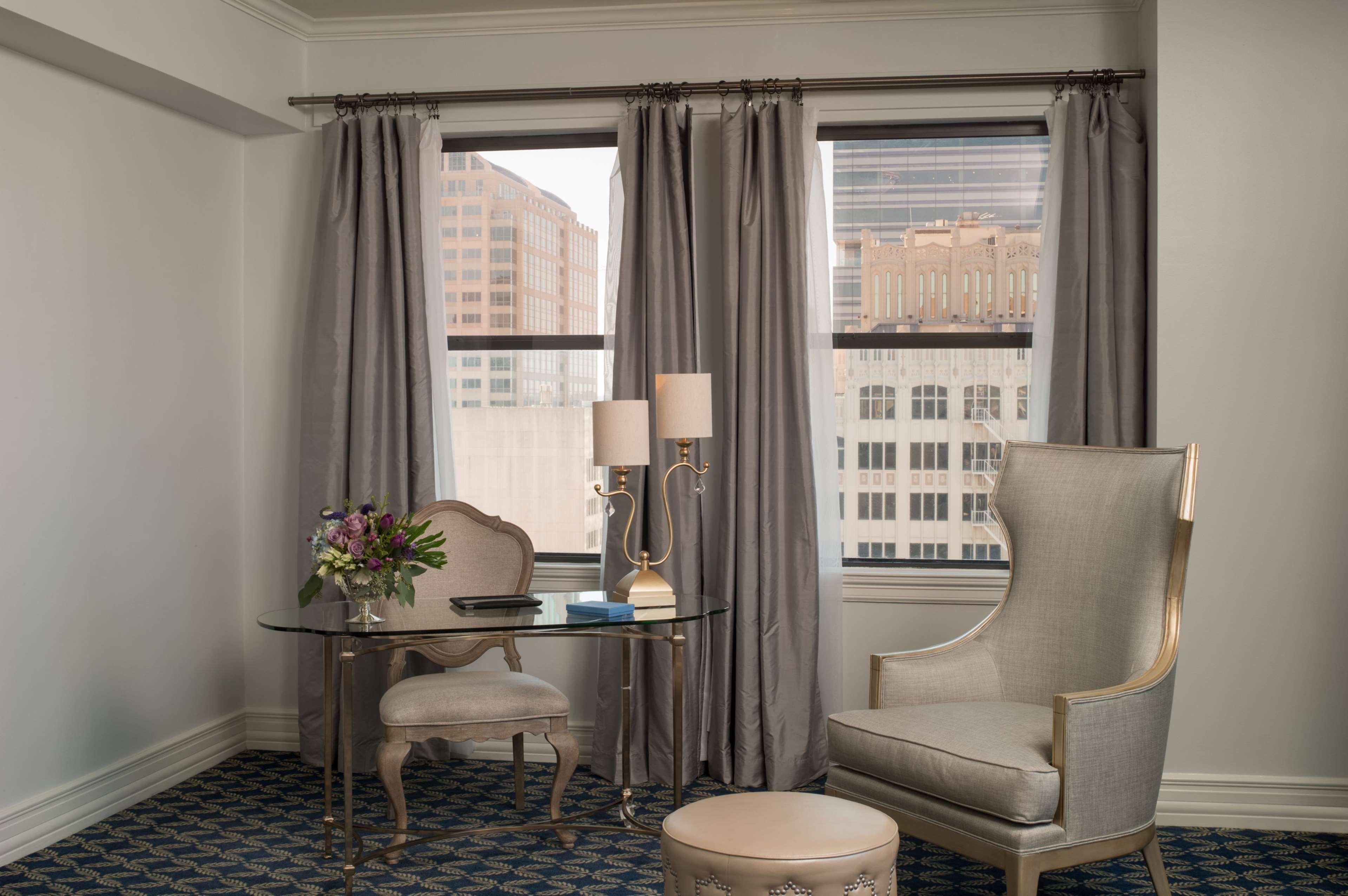 The Royal Sonesta Stephen F Austin Hotel Exterior photo