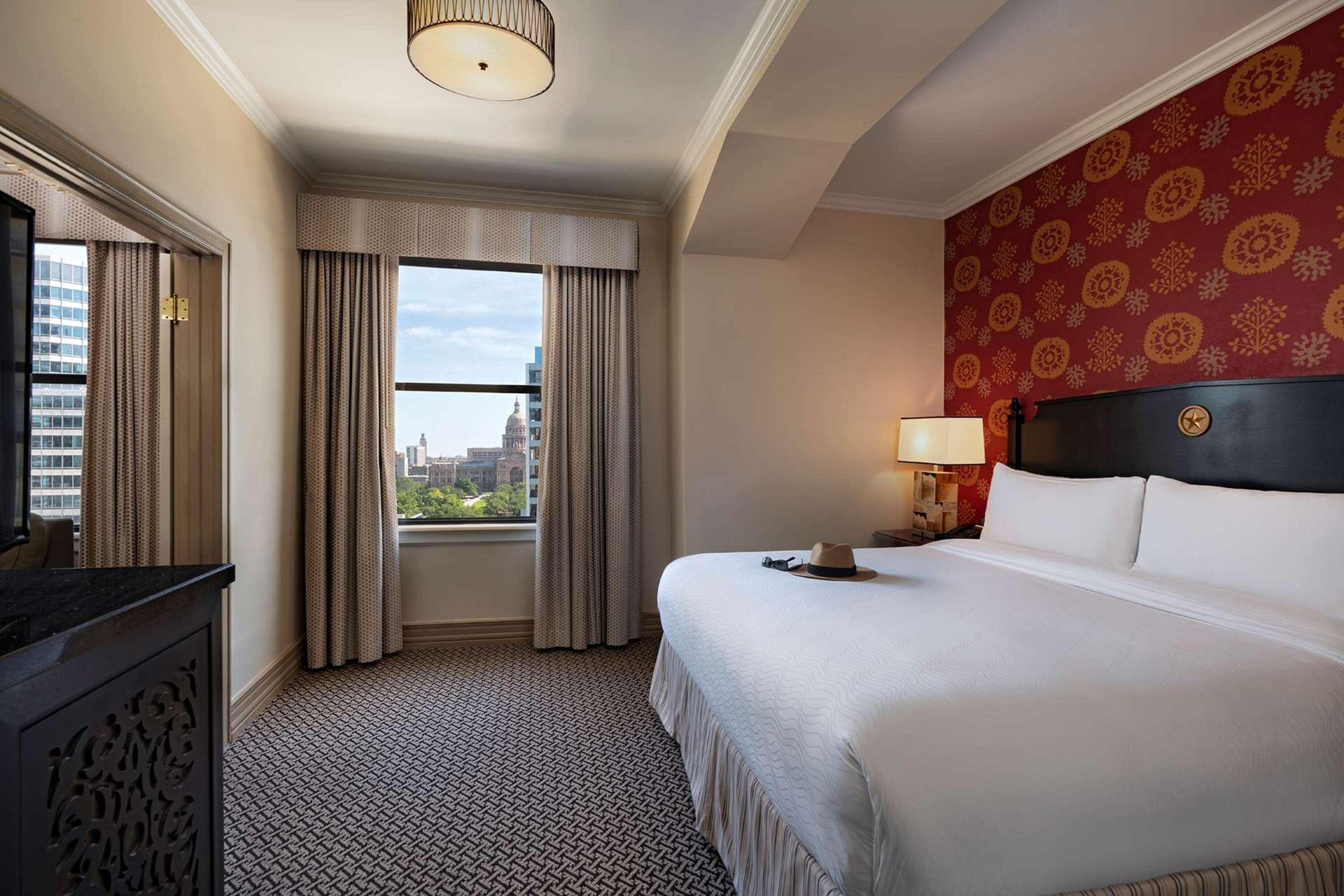 The Royal Sonesta Stephen F Austin Hotel Exterior photo